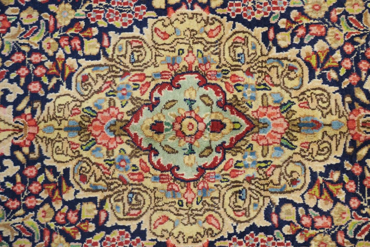 6' 3" x 9' 5" Persian Kerman Rug image 3