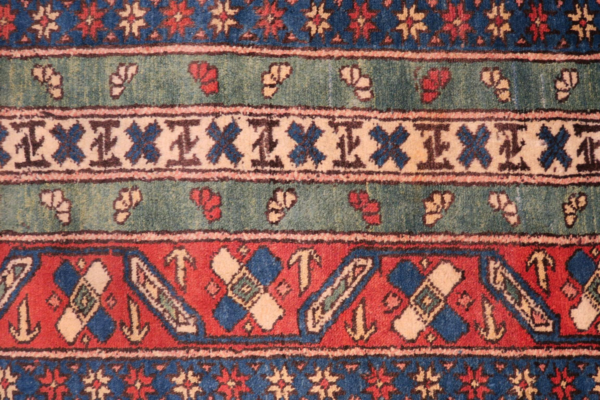 5' 7" x 6' 4" Persian Ardabil Rug image 4