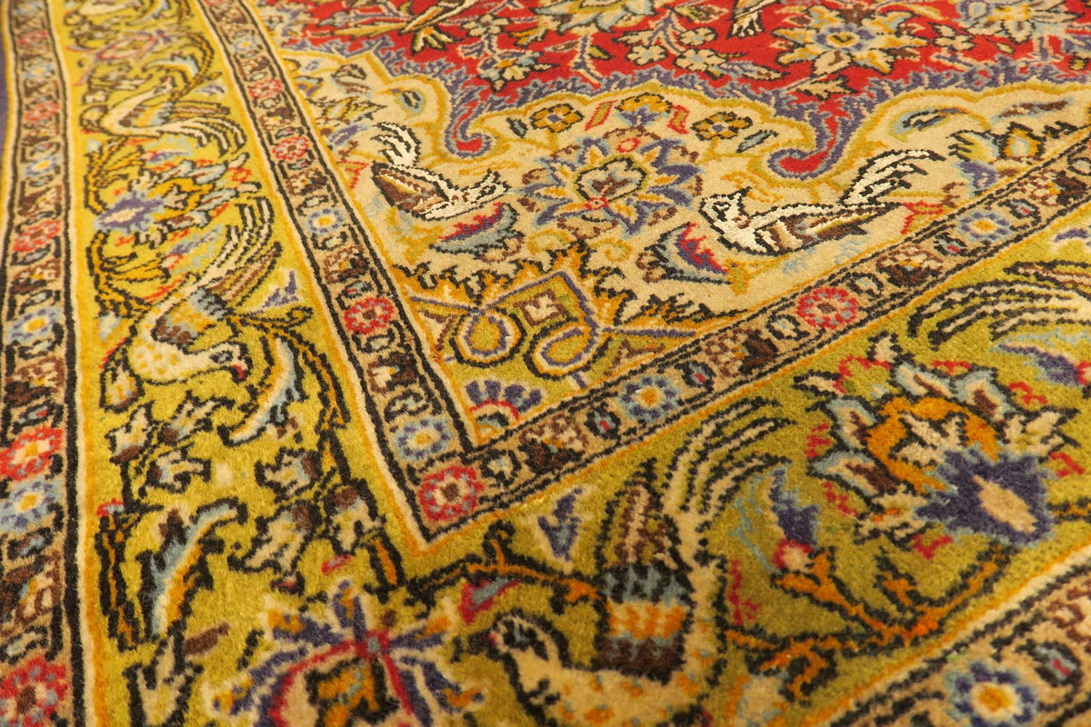 3' 4" x 4' 9" Persian Qoumsheh Rug image 4