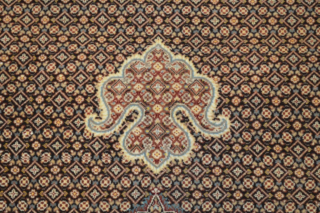 6' 8" x 9' 8" India Tabriz Rug image 6