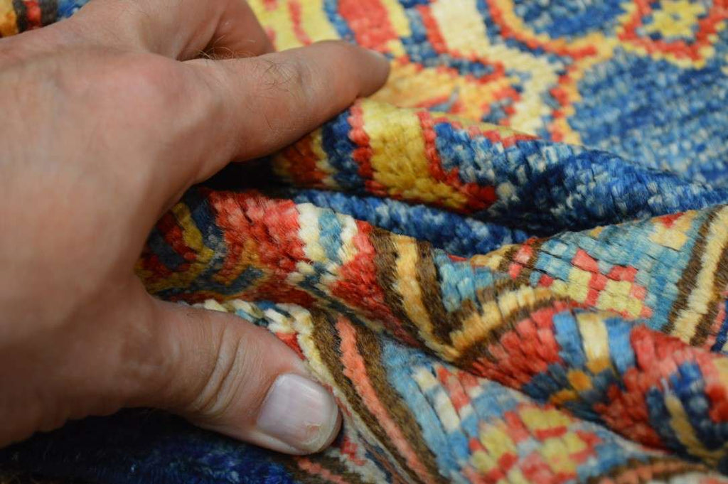 4' 0" x 6' 1" Pakistan Kazak Rug image 10