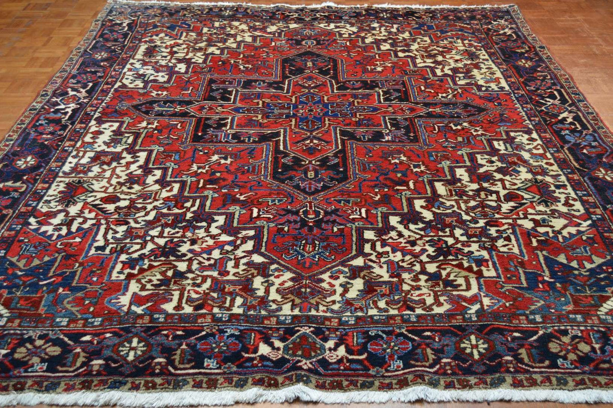 8' 6" x 10' 3" Persian Heriz Rug image 1