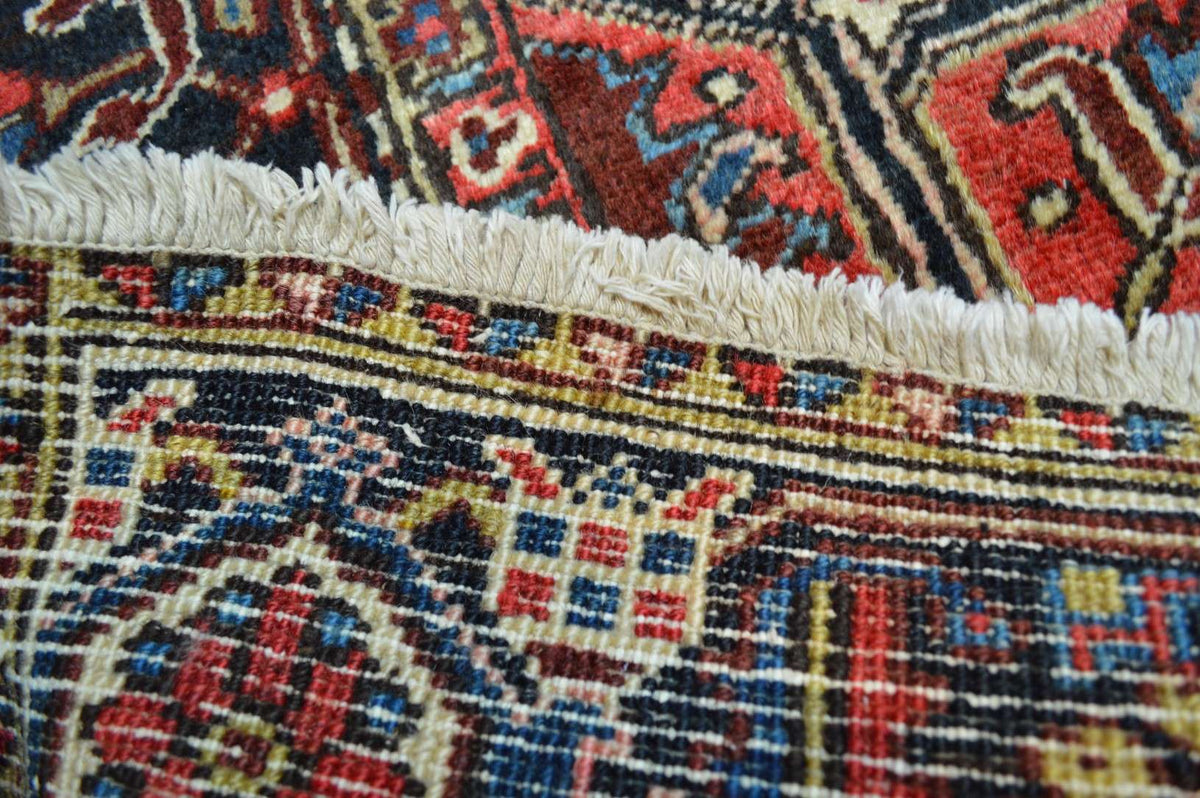 7' 4" x 8' 7" Persian Heriz Rug image 12