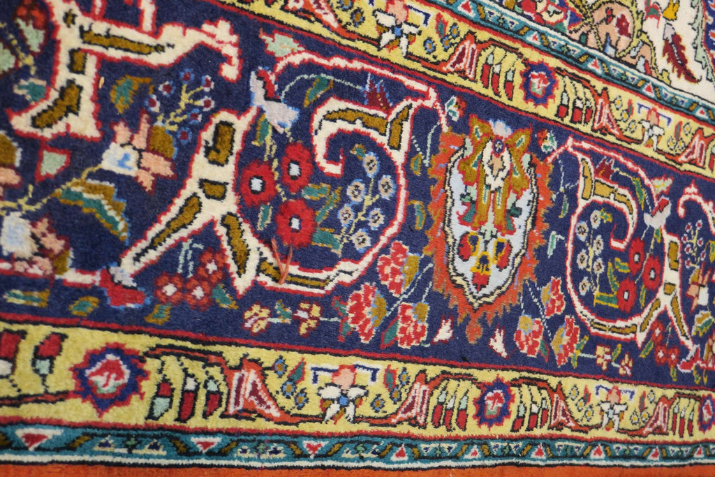 7' 0" x 10' 2" Persian Tabriz Rug image 5