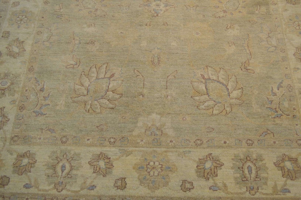 6' 0" x 8' 9" Pakistan Peshawar Rug image 8