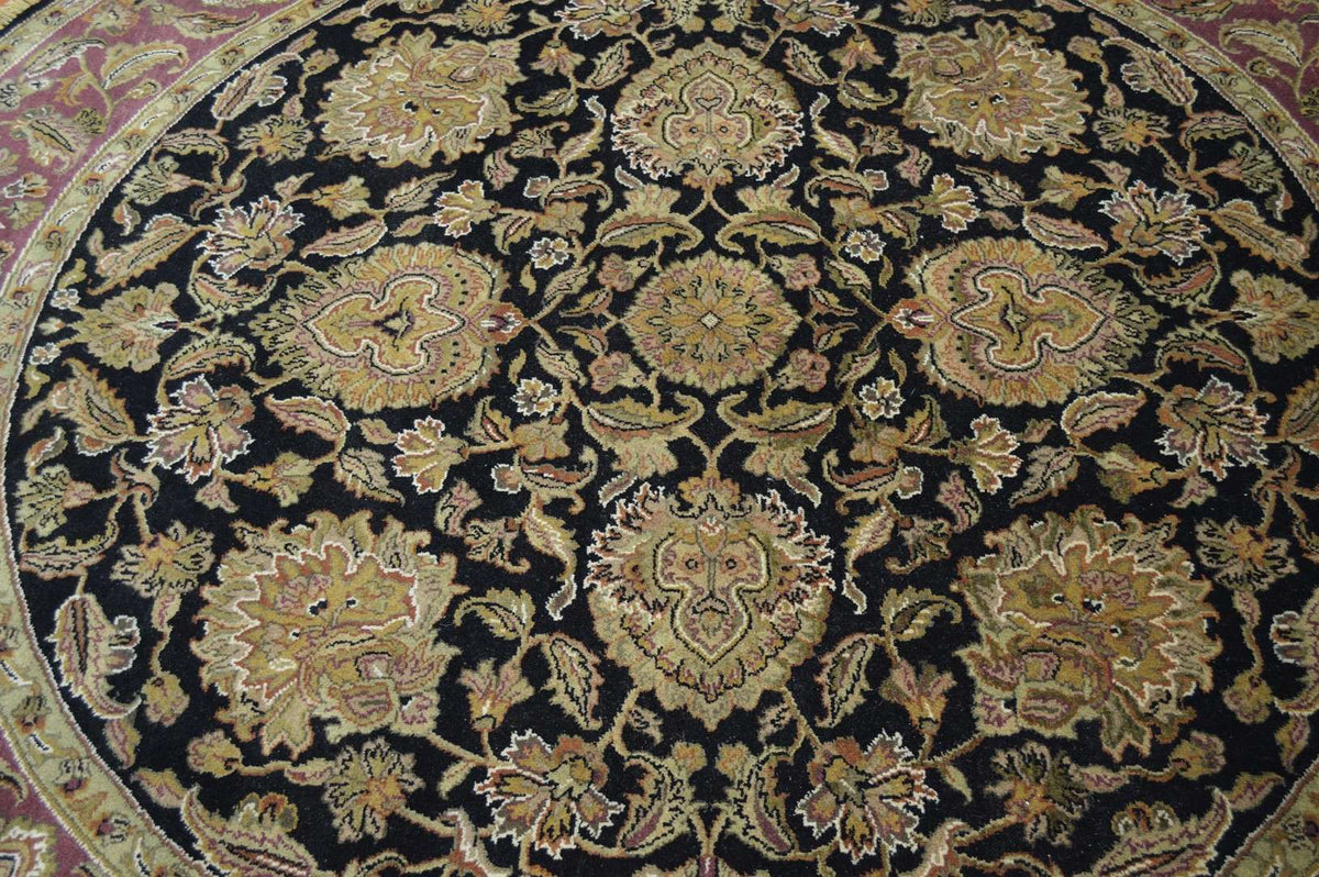 8' 4" x 8' 4" India Agra Round Rug image 4