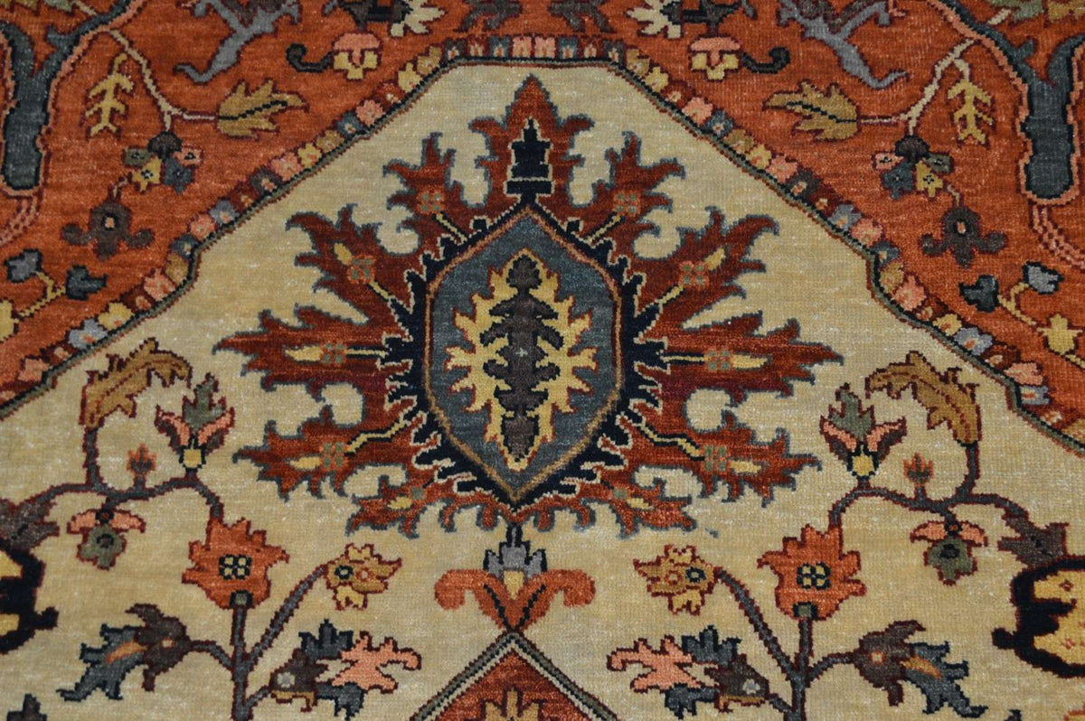 9' 8" x 13' 7" India Serapi Rug image 2