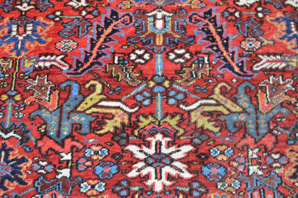 7' 6" x 10' 8" Persian Heriz Rug image 3