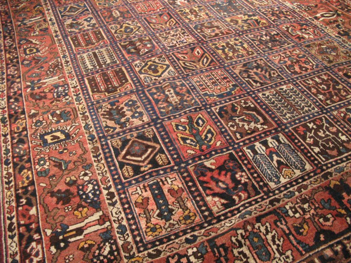 9' 2" x 11' 1" Persian Bakhtiari Rug image 7