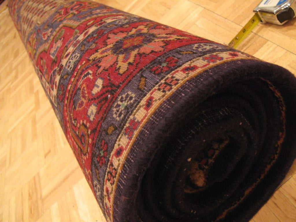 5' 3" x 10' 6" Persian Koliai Rug image 11