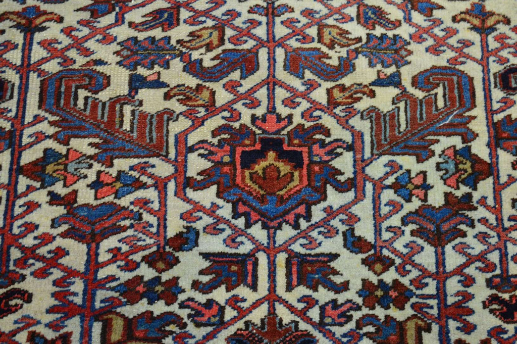 6' 9" x 10' 0" Persian Heriz Rug image 9