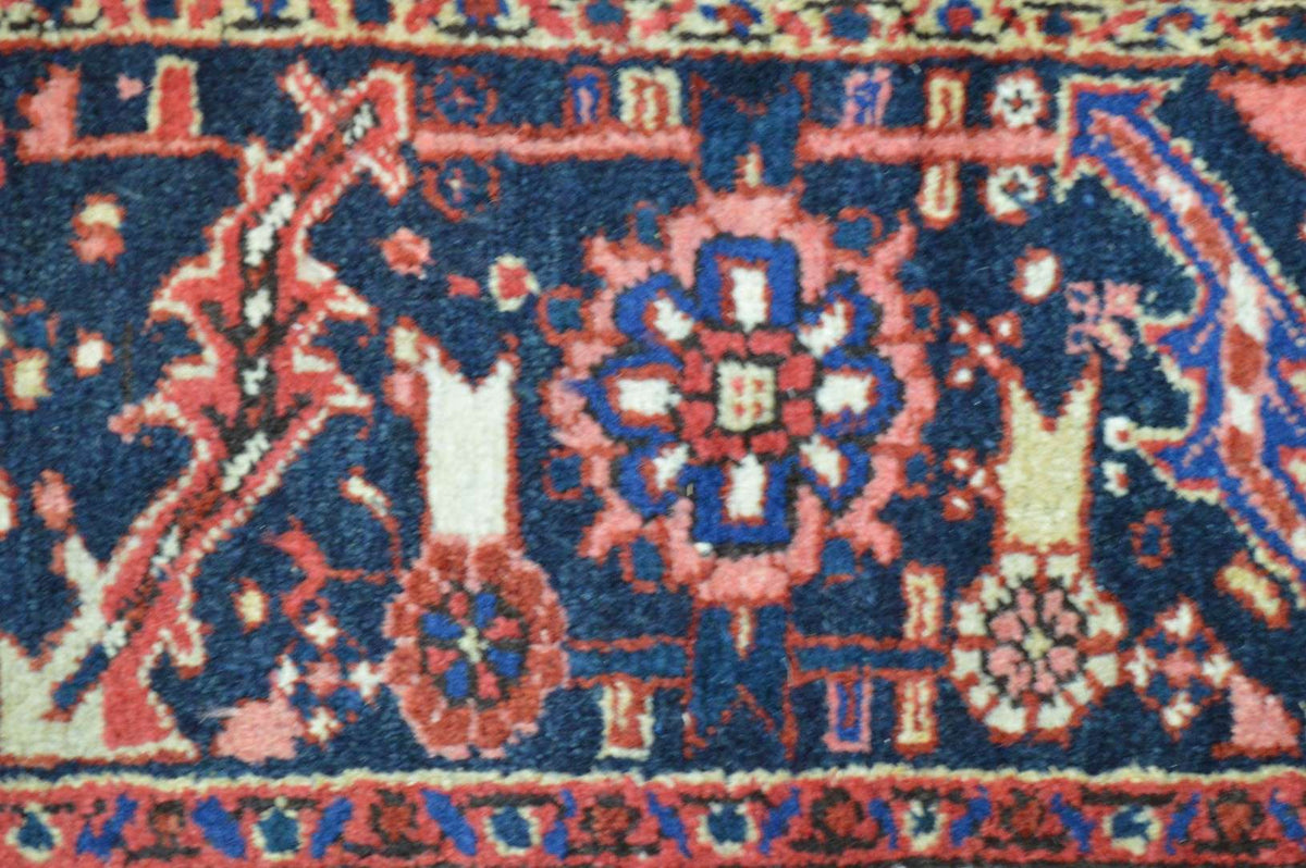 8' 3" x 11' 2" Persian Heriz Rug image 8