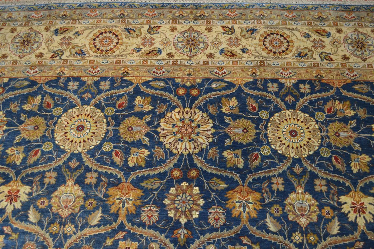 9' 1" x 12' 0" India Agra Rug image 5