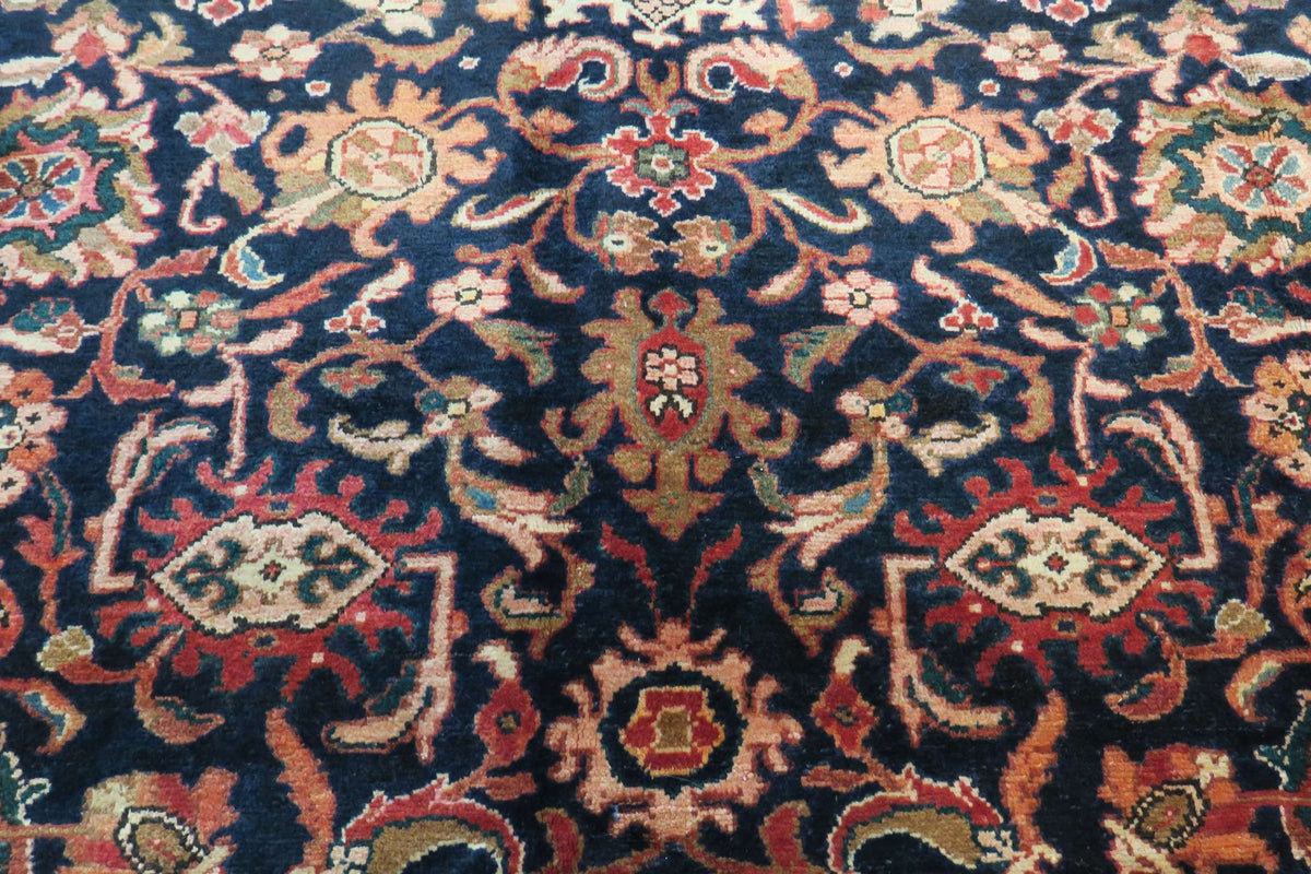 7' 2" x 10' 2" Persian Hamadan Rug image 2