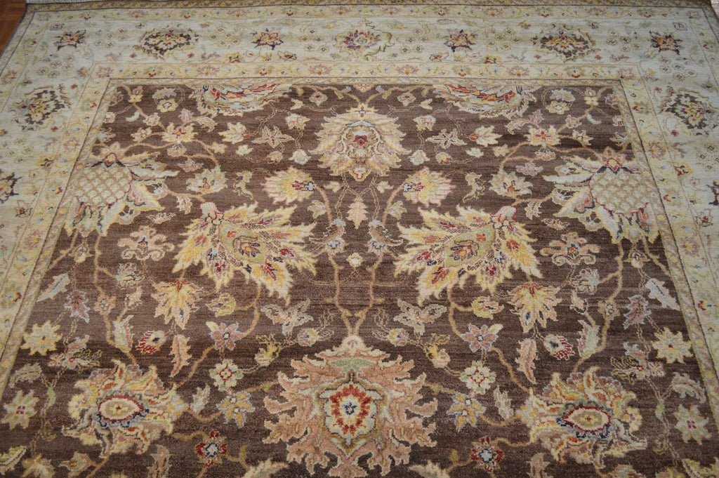 8' 1" x 10' 0" India Sultanabad Rug image 9