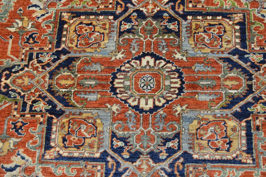 8' 3" x 9' 8" Pakistan Serapi Rug image 5
