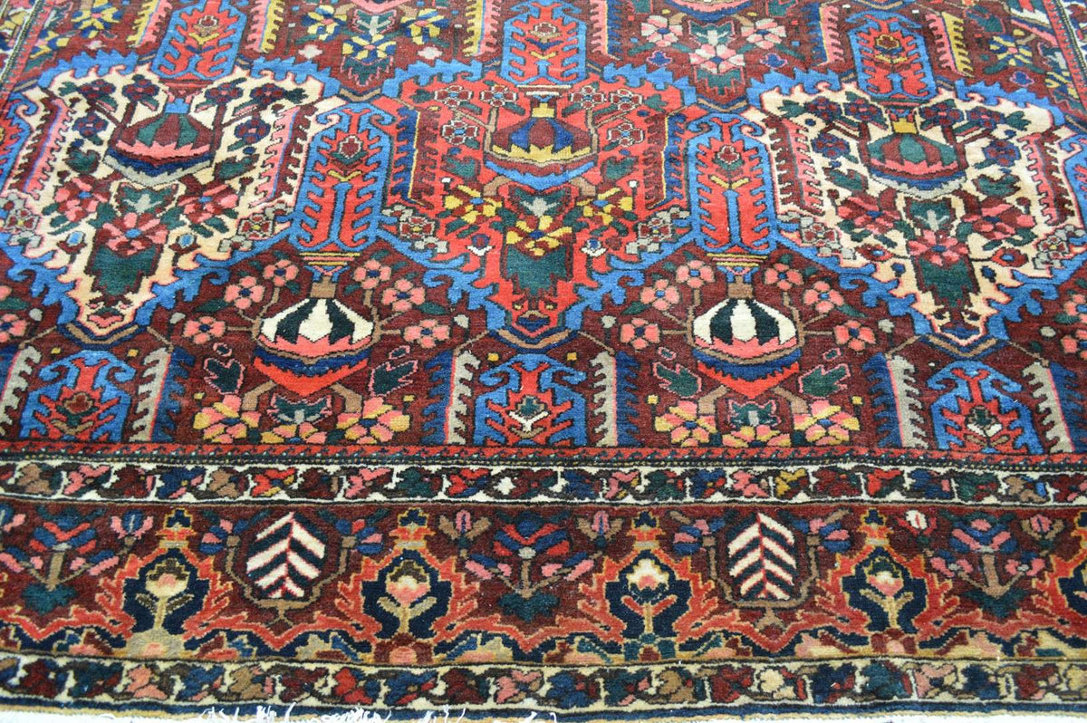 10' 8" x 12' 8" Persian Bakhtiari Rug image 8