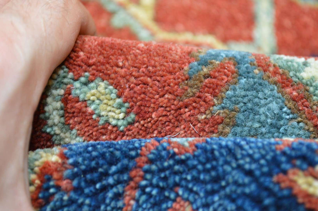2' 0" x 3' 0" India Serapi Rug image 1