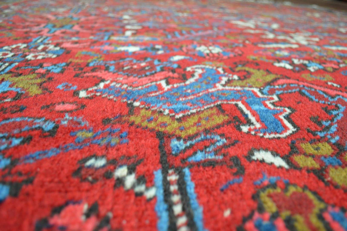 8' 0" x 10' 8" Persian Heriz Rug image 5