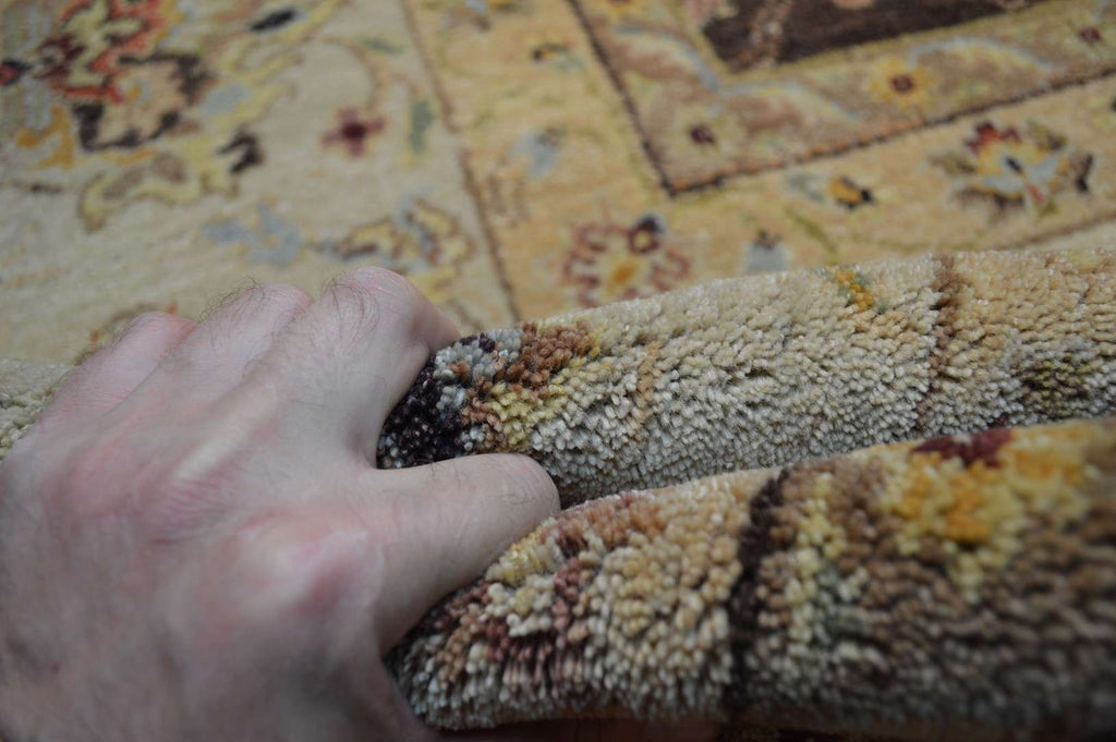 9' 0" x 12' 4" India Sultanabad Rug image 10