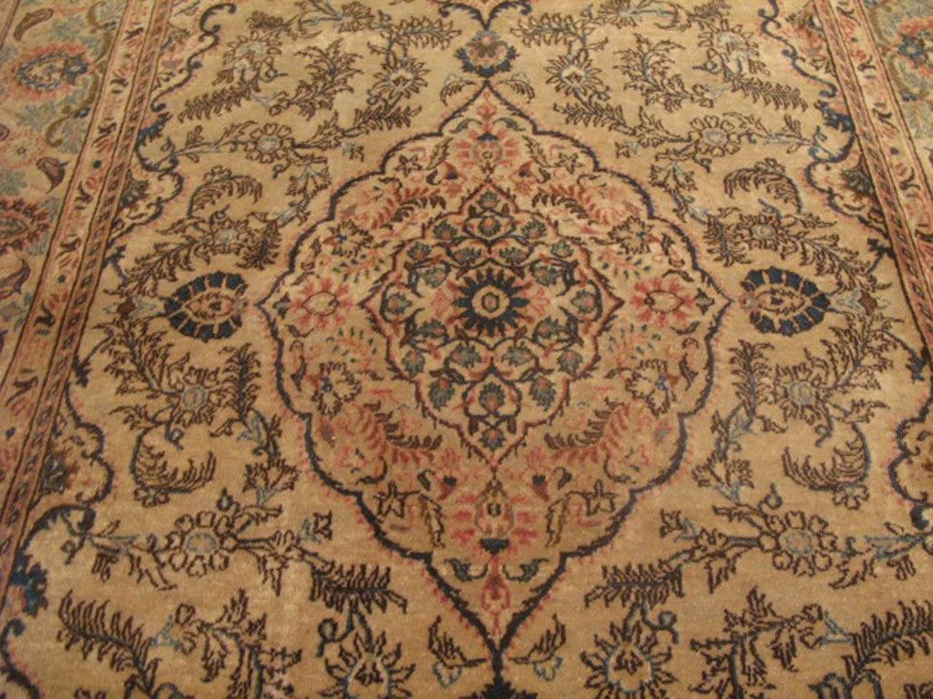 4' 4" x 7' 0" Persian Dabir Rug image 7