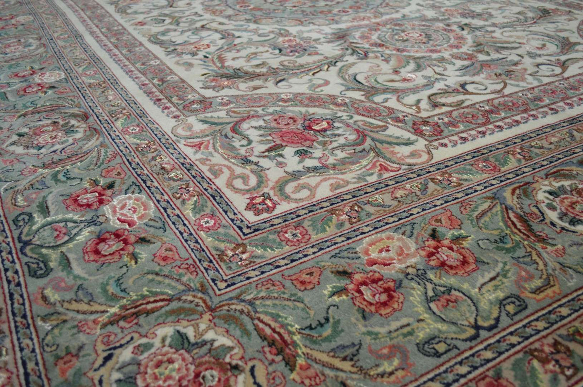 8' 1" x 10' 9" India Tabriz Rug image 6
