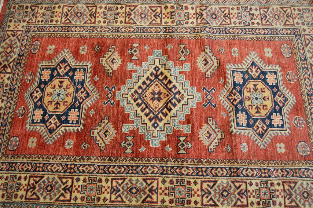 3' 5" x 4' 10" Pakistan Kazak Rug image 4