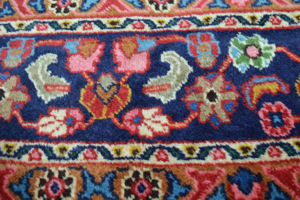 7' 8" x 11' 0" Persian Mashhad Rug image 6