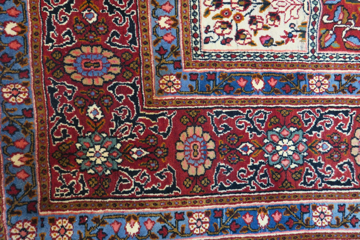 6' 9" x 10' 2" Persian Moud Rug image 10