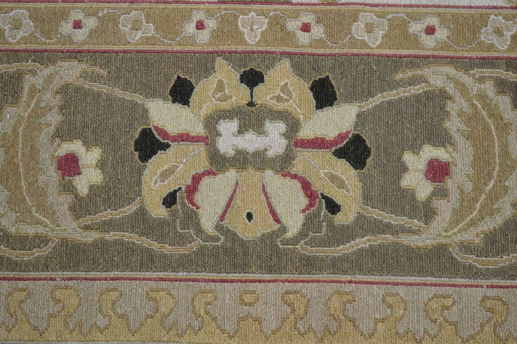 9' 6" x 13' 8" Pakistan Soumak Rug image 8