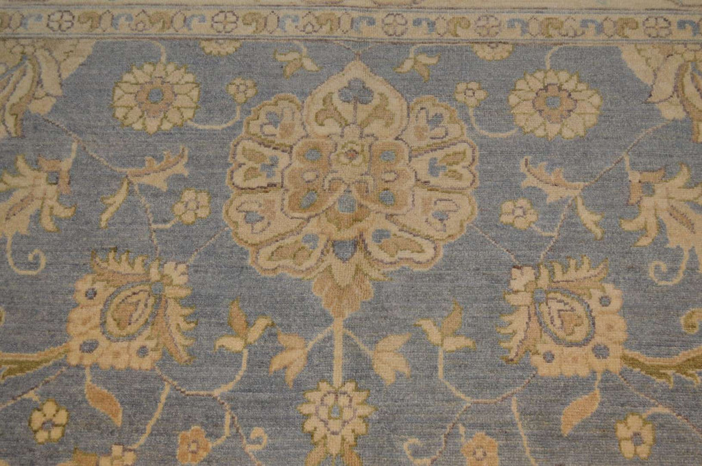 9' 8" x 13' 10" Pakistan Peshawar Rug image 4