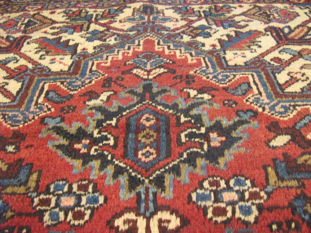 7' 5" x 8' 2" Persian Heriz Rug image 6