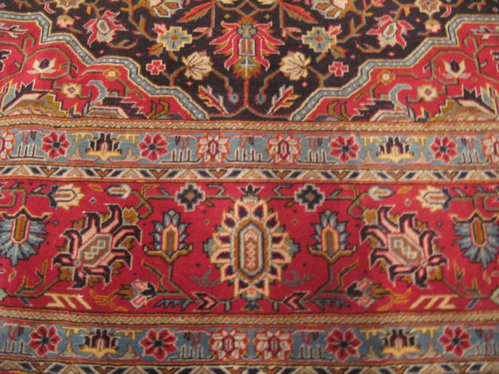 8' 1" x 11' 1" Persian Kashan Rug image 2