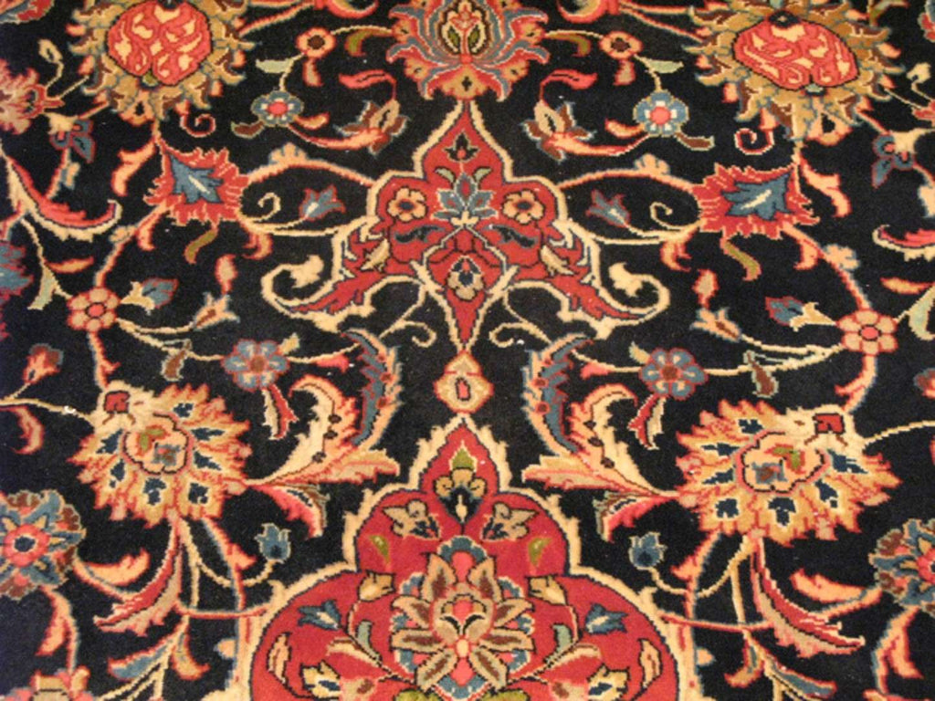 10' 5" x 17' 7" Persian Sarouk Rug image 4