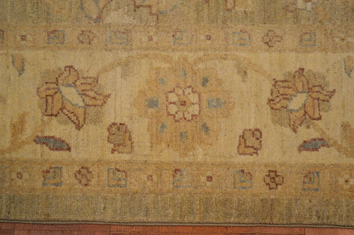 6' 0" x 8' 9" Pakistan Peshawar Rug image 4