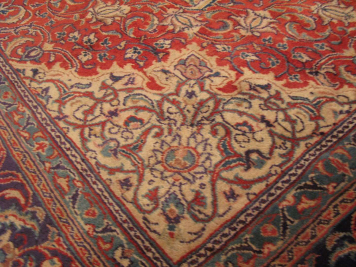 9' 8" x 13' 1" Persian Sarouk Rug image 10