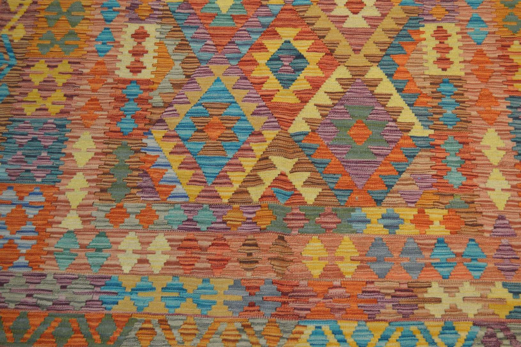 5' 3" x 6' 4" India Kilim Rug image 4