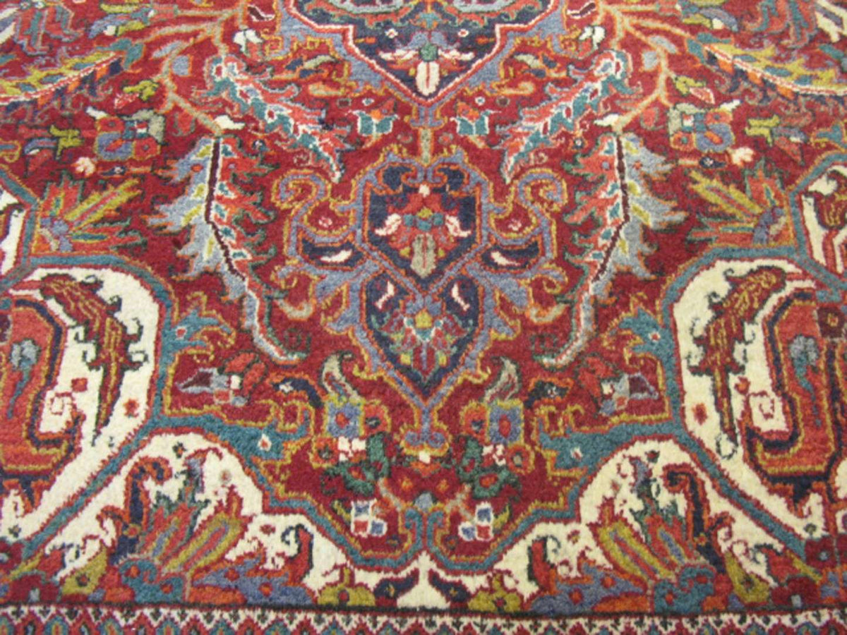 8' 0" x 11' 0" Persian Heriz Rug image 2