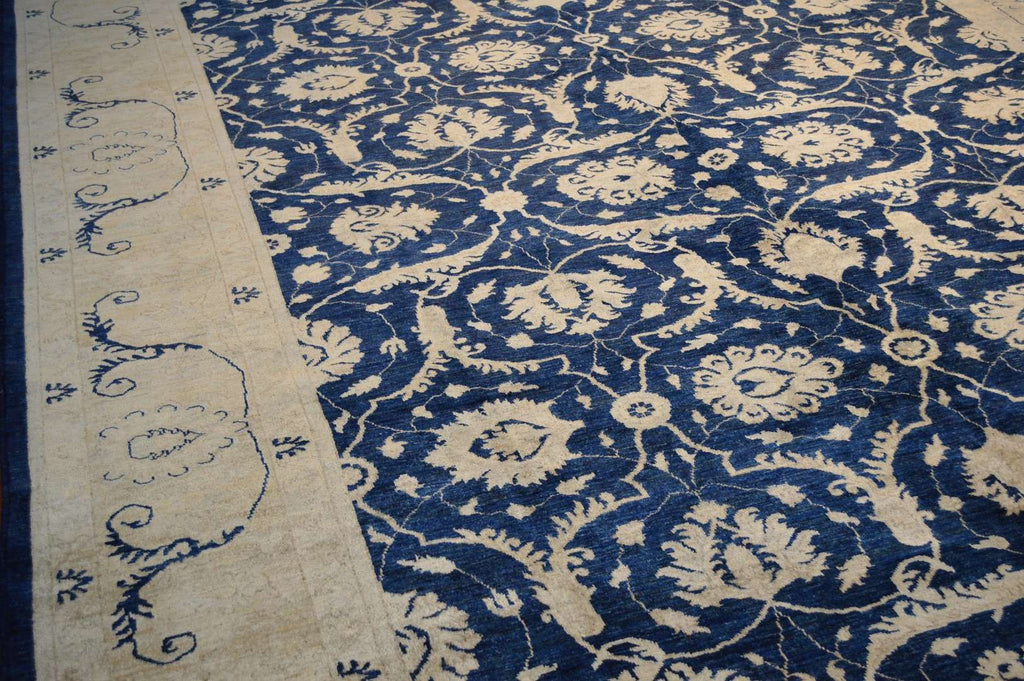 10' 1" x 13' 7" Pakistan Peshawar Rug image 8