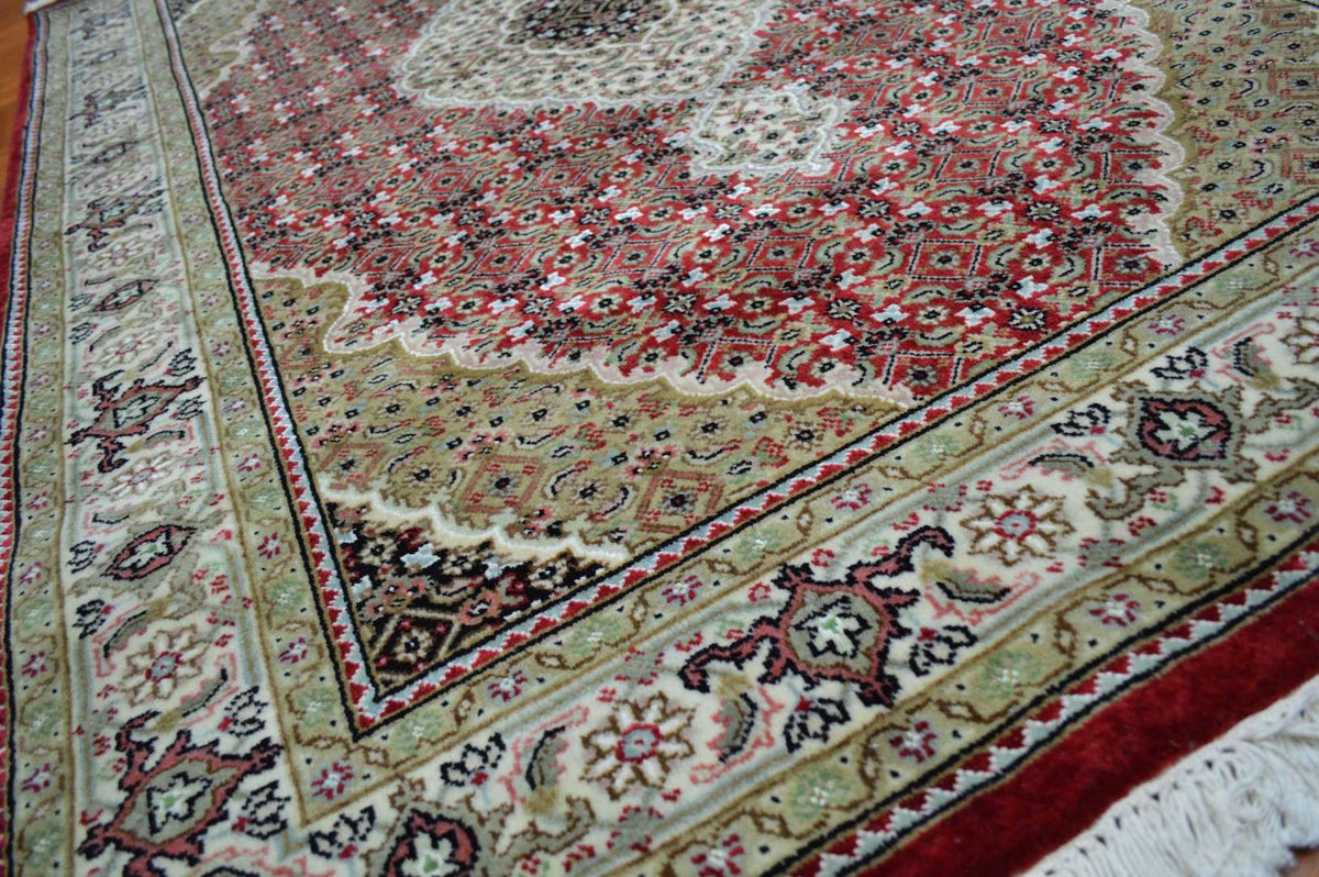 4' 0" x 6' 2" India Tabriz Rug image 7