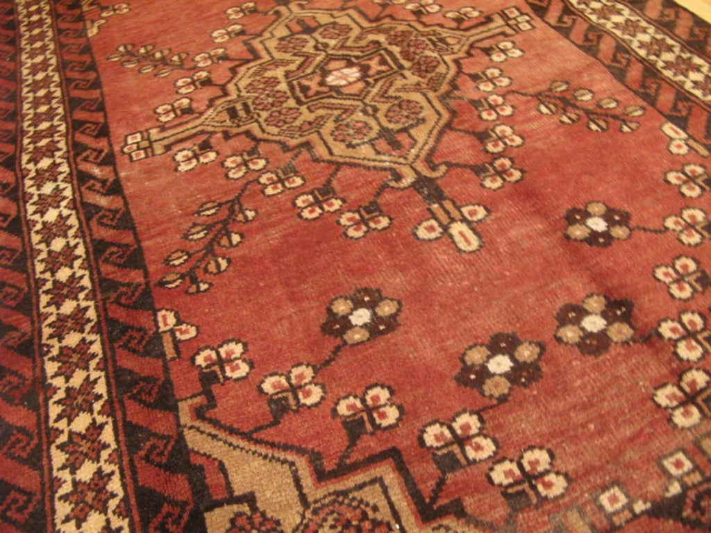 4' 0" x 6' 9" Persian Ferdows Rug image 4