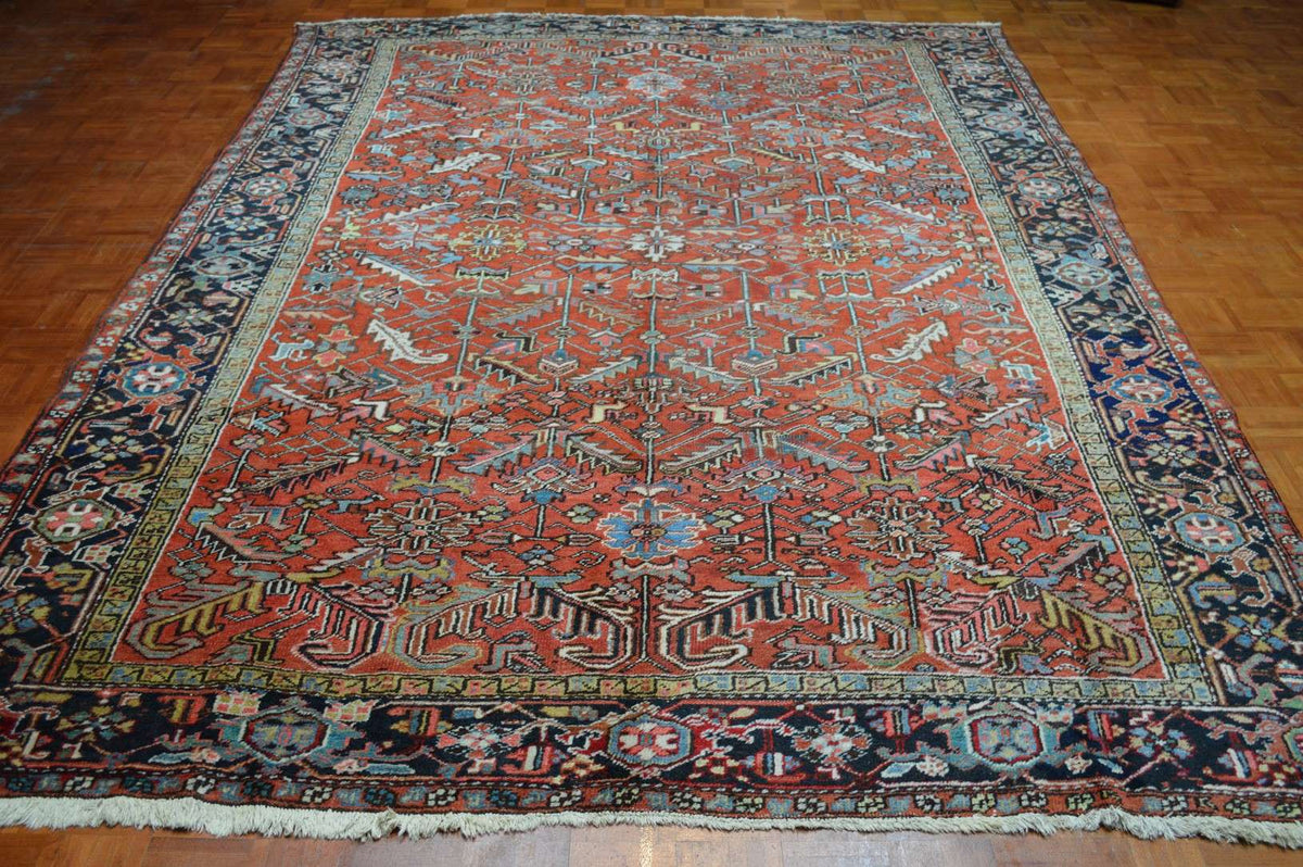 8' 4" x 11' 6" Persian Heriz Rug image 1