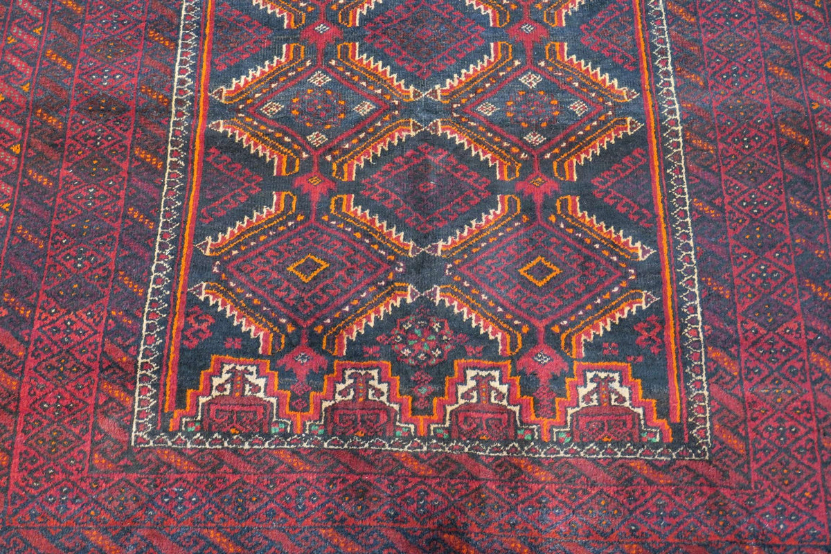 3' 5" x 7' 4" Persian Baluch Rug image 3