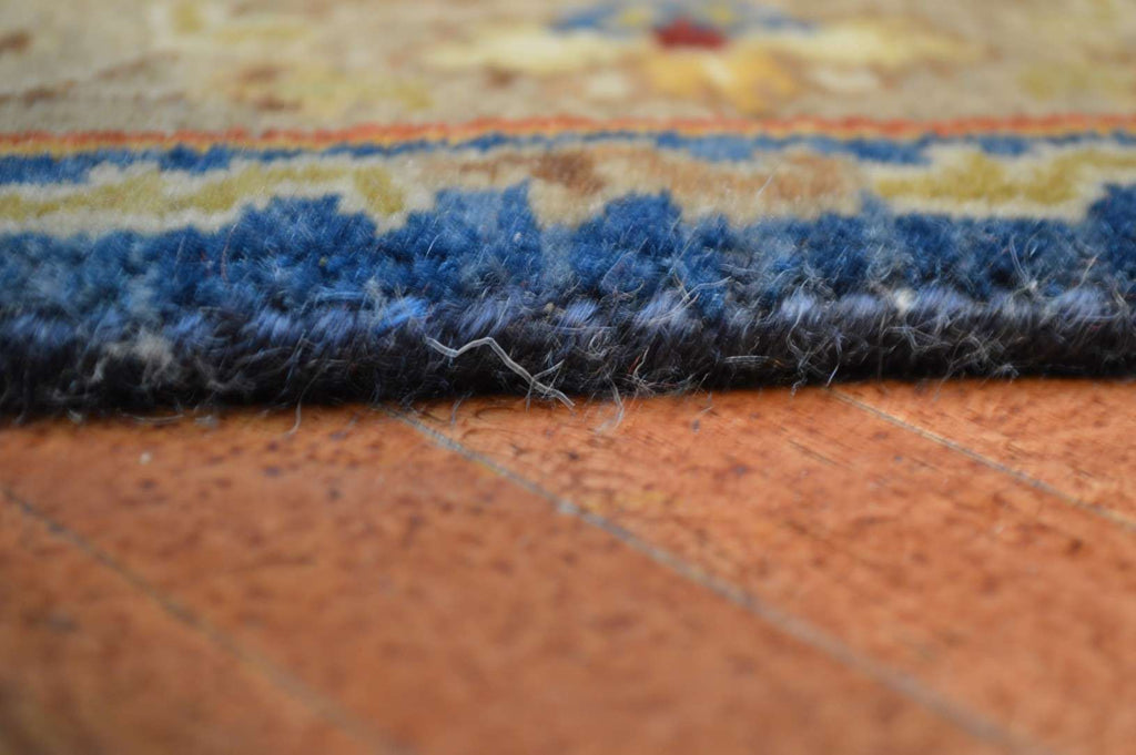 4' 2" x 4' 9" India Agra Rug image 10