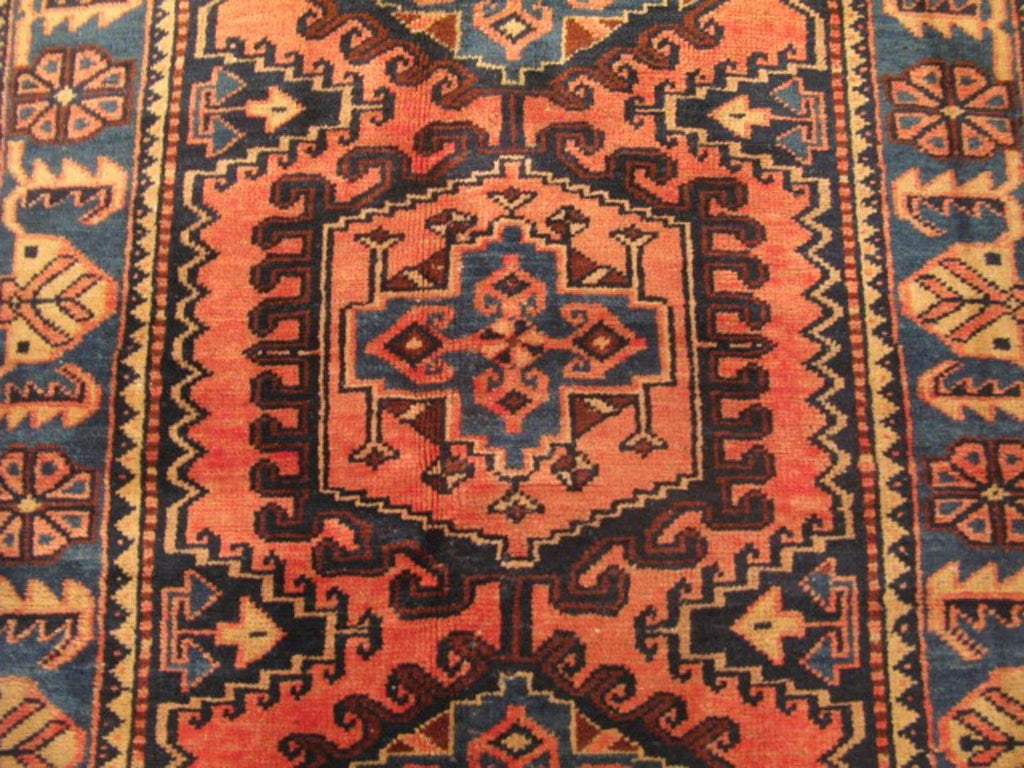 3' 4" x 5' 0" Persian Vis Rug image 6