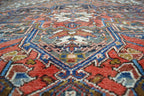 7' 0" x 8' 8" Persian Heriz Rug image 7