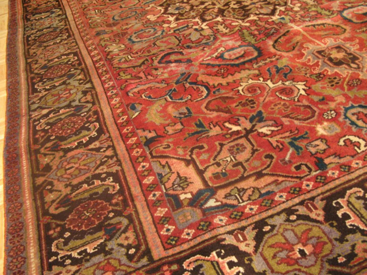 6' 9" x 9' 8" Persian Heriz Rug image 2