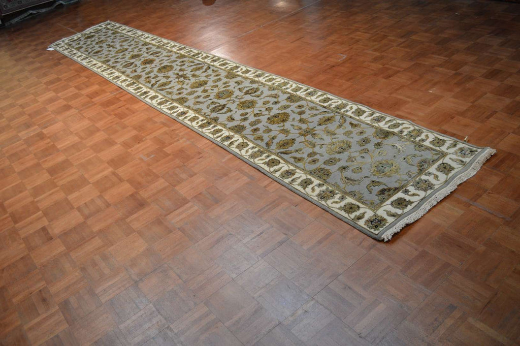 2' 7" x 15' 8" India Jaipur Runner image 3