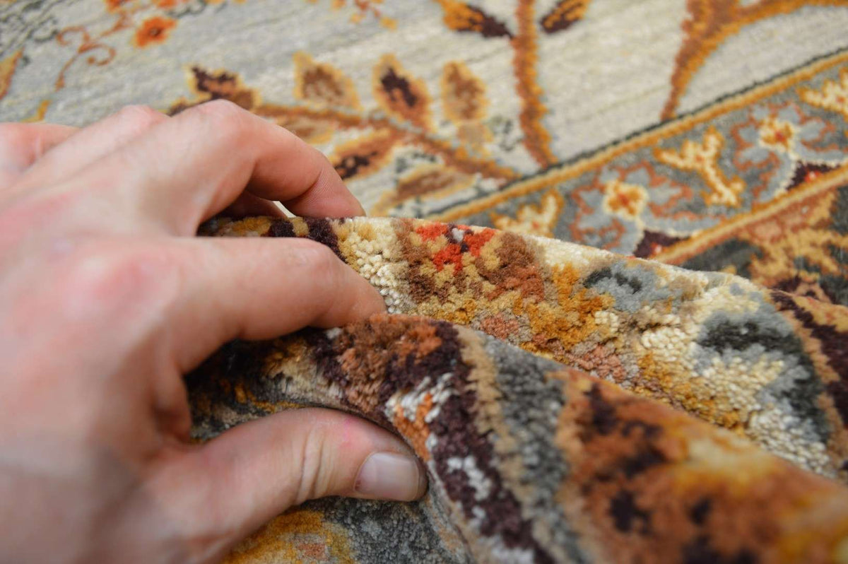 8' 0" x 10' 0" India Sultanabad Rug image 11