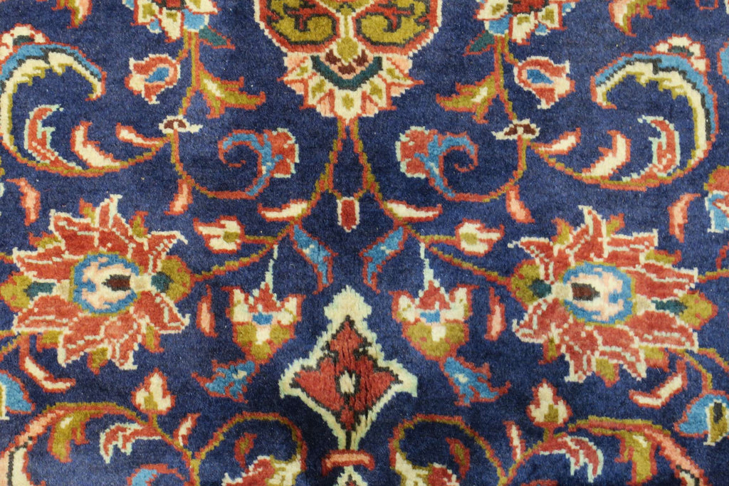 3' 7" x 5' 6" Persian Sarouk Rug image 10